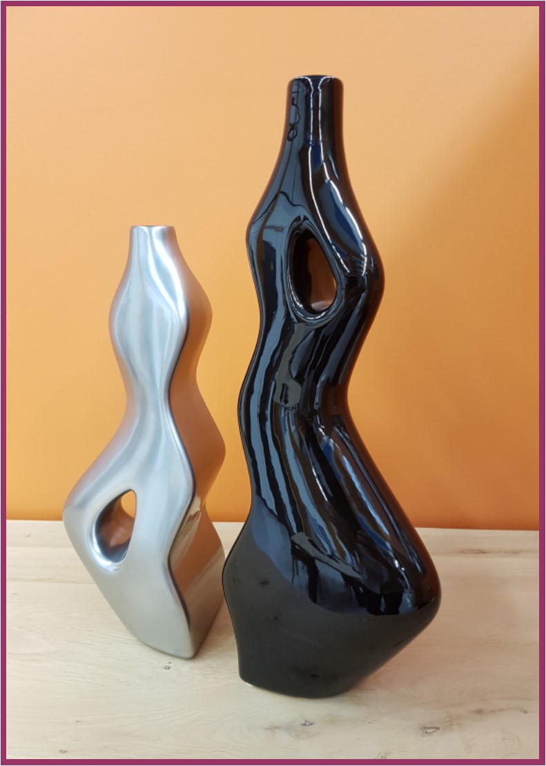 Duo vases noir et gris